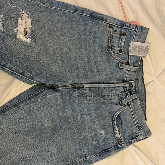 o Levi’s jeans - Picture 2 of 10
